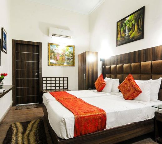 Hotel Dolphinn Agra