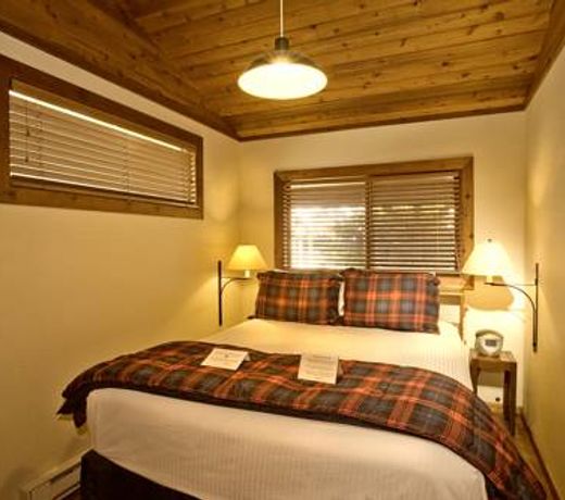 Hearthstone Inn