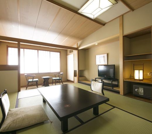 onsen hotel OMOTO