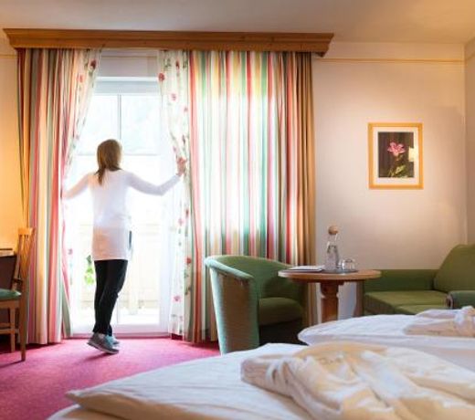 Hotel Bergzeit