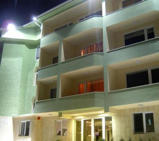 Paralax Hotel