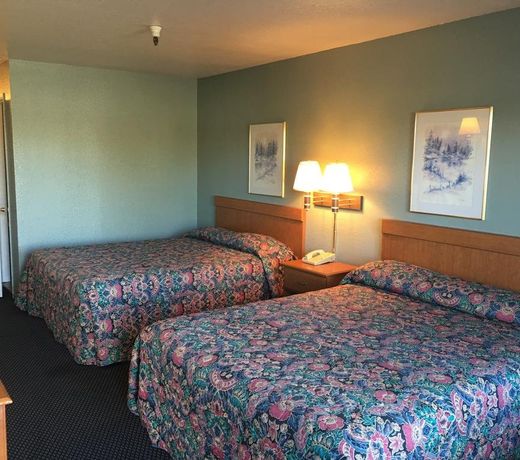 Applegate Inn