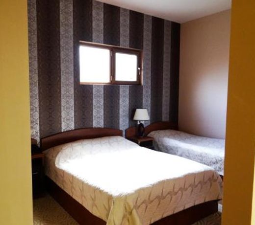 Areg Hotel