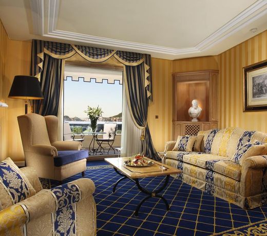 Royal Olympic Hotel