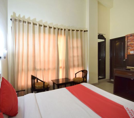 Hotel Aachman Regency
