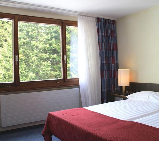 Victoria Hotel & Residence