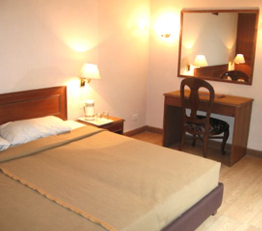 Quality Inn Himdev