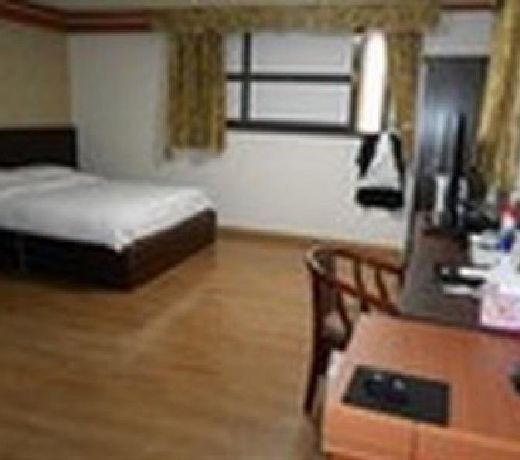 Kims Hotel Gumi