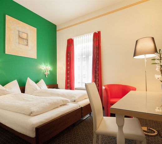 Hotel Ambassador