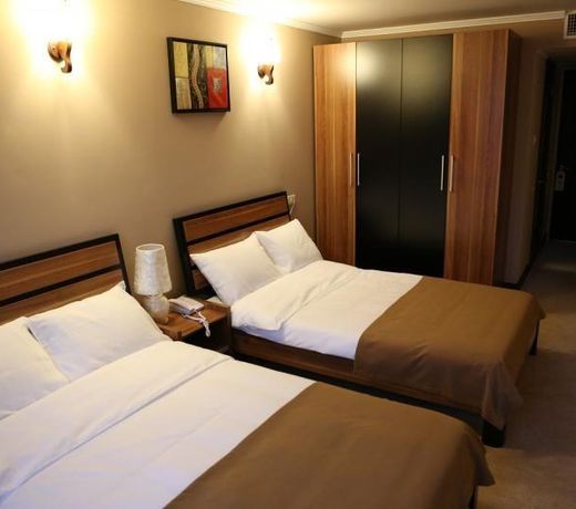 Nairi Hotel