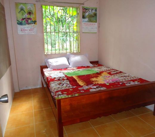 Happy Family Guesthouse ( ThuyAn Homestay )