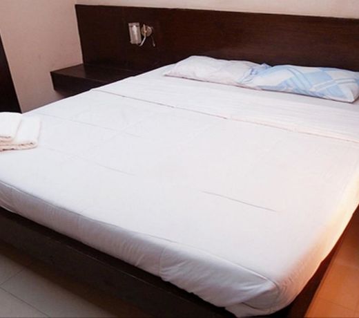 Hidden Pearl Hotel (Janus Luxury Suites)