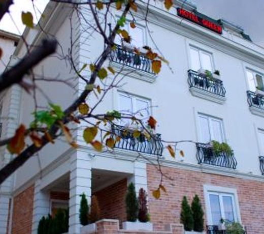 Hotel Queen