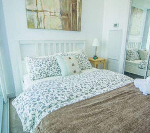 AOC Suites - High-Rise Condo - CN Tower / Lake View