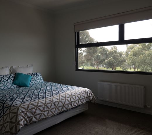 Deakin Geelong Units