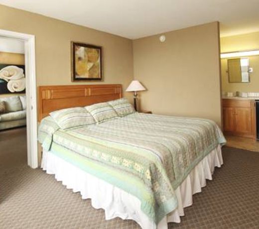 Crusader Oceanfront Resort