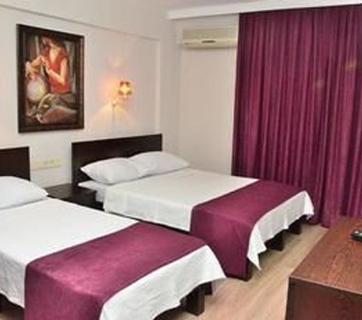 Club Herakles Hotel