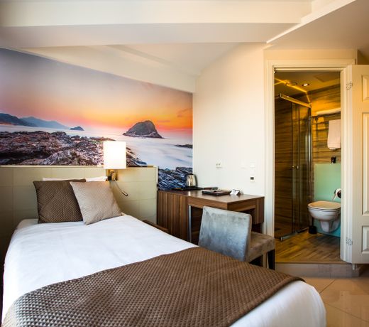 Norwegian Hotel