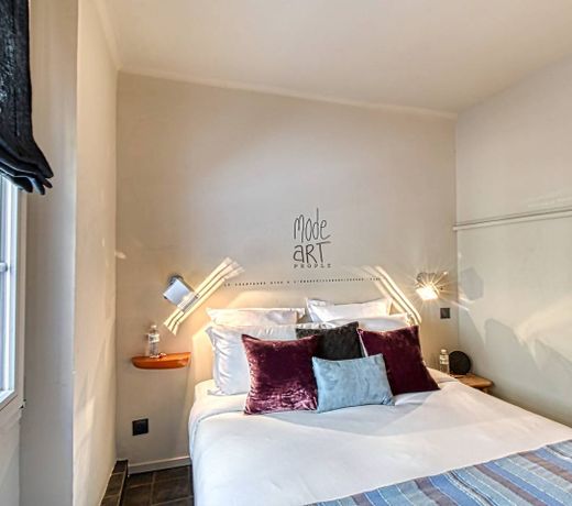 Amazing Chic Apt in Le Suquet by GuestReady