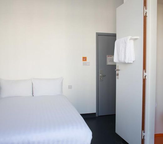 easyHotel Victoria