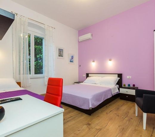 Rooms Gero