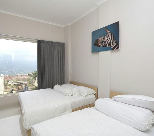 Batu Mountview Villa