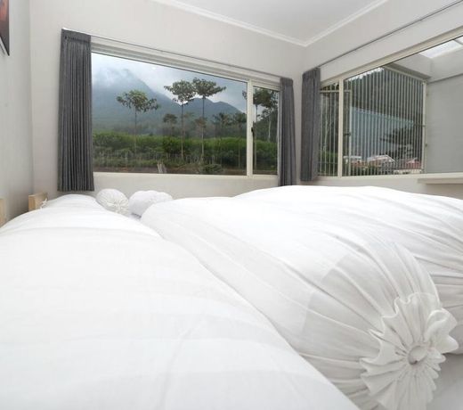 Batu Mountview Villa