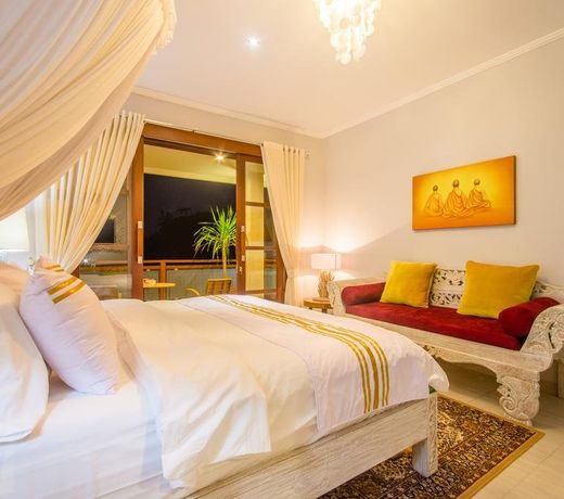 Golden Palm Villa