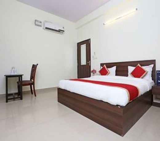 Collection O 28716 Aditya Residency