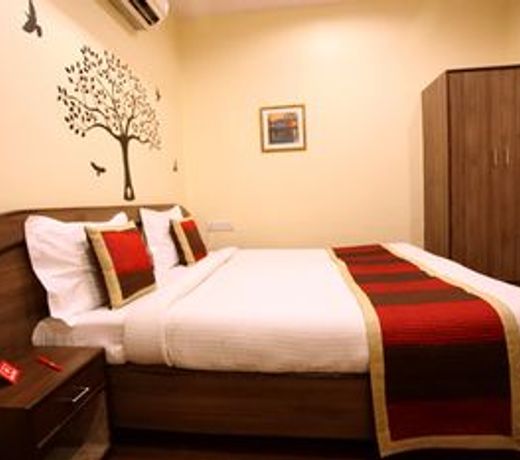 OYO 2206 Hotel Rajawat Manor