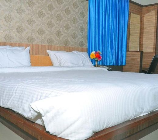 Hotel Sri Vaari Residency
