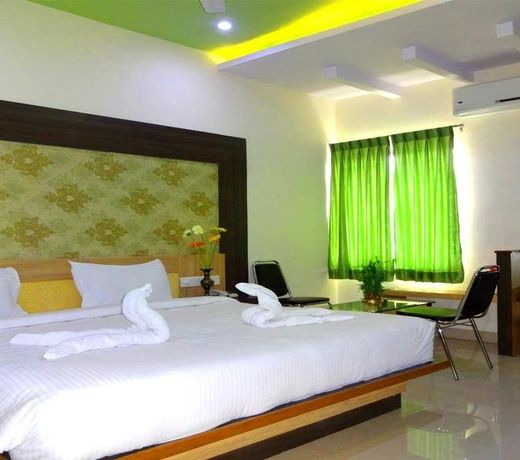 Hotel Sri Vaari Residency