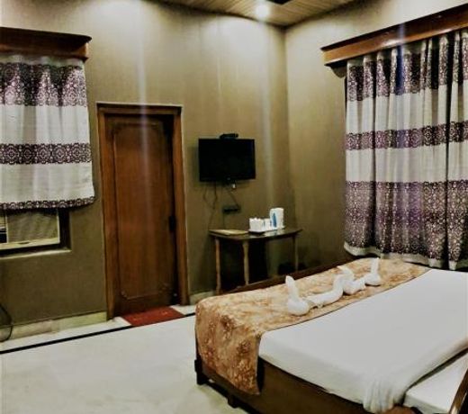 Pehal Inn