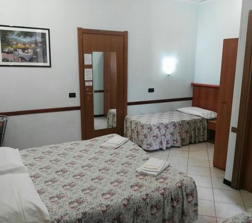 Hotel Modena