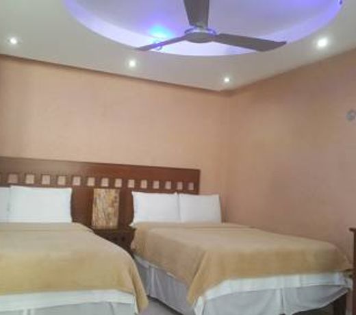 Hotel & Suites Country