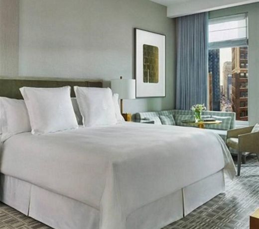 Four Seasons Hotel New York Downtown