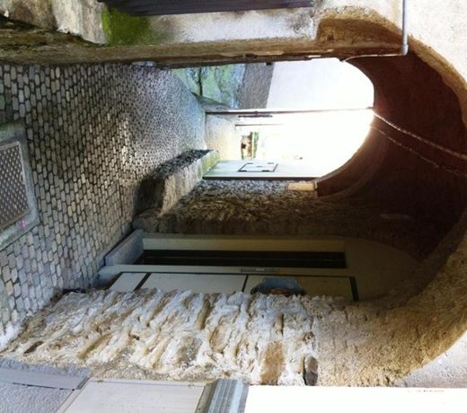 Casa Amarilla