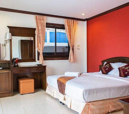 Baan Natacha Beachfront Guesthouse