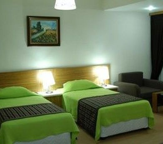 Arsames Hotel