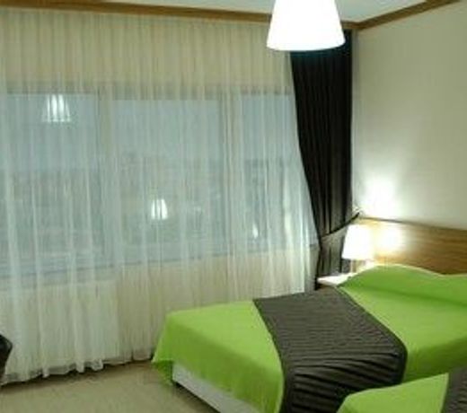 Arsames Hotel