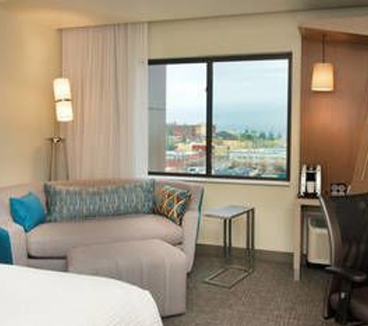 Courtyard by Marriott Seattle Everett Downtown