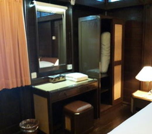 Pulau Ayer Resort and Cottages