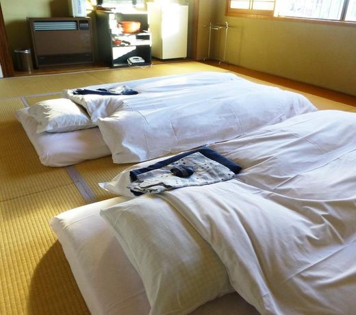 Kawaguchiko Lakeside Hotel