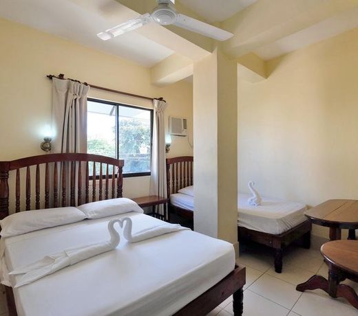 Kiwi Hotel