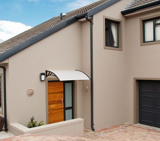 Somersby Guest House
