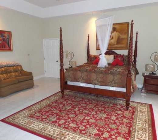 The Royal Kensington 5BR Villa