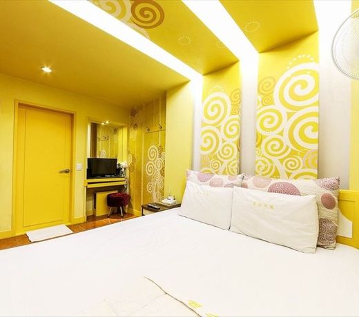 Sense Motel