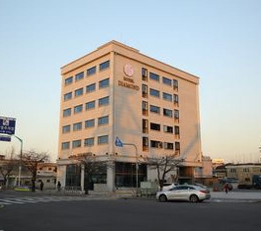 Diamond Tourist Hotel