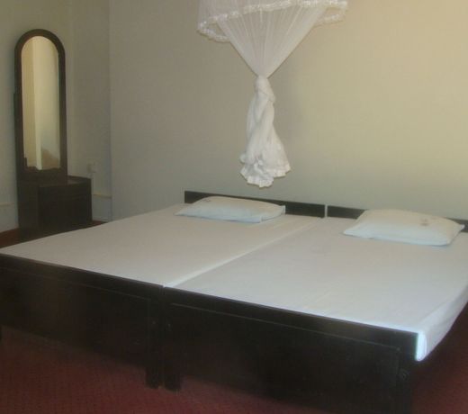 Indrani Inn Tourist Rest