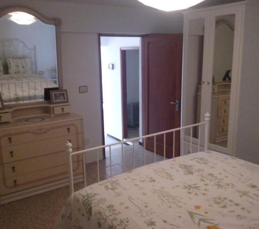 Nice room with mountain view
